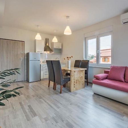 2 Bedroom Apartment Peroj Fažana Εξωτερικό φωτογραφία
